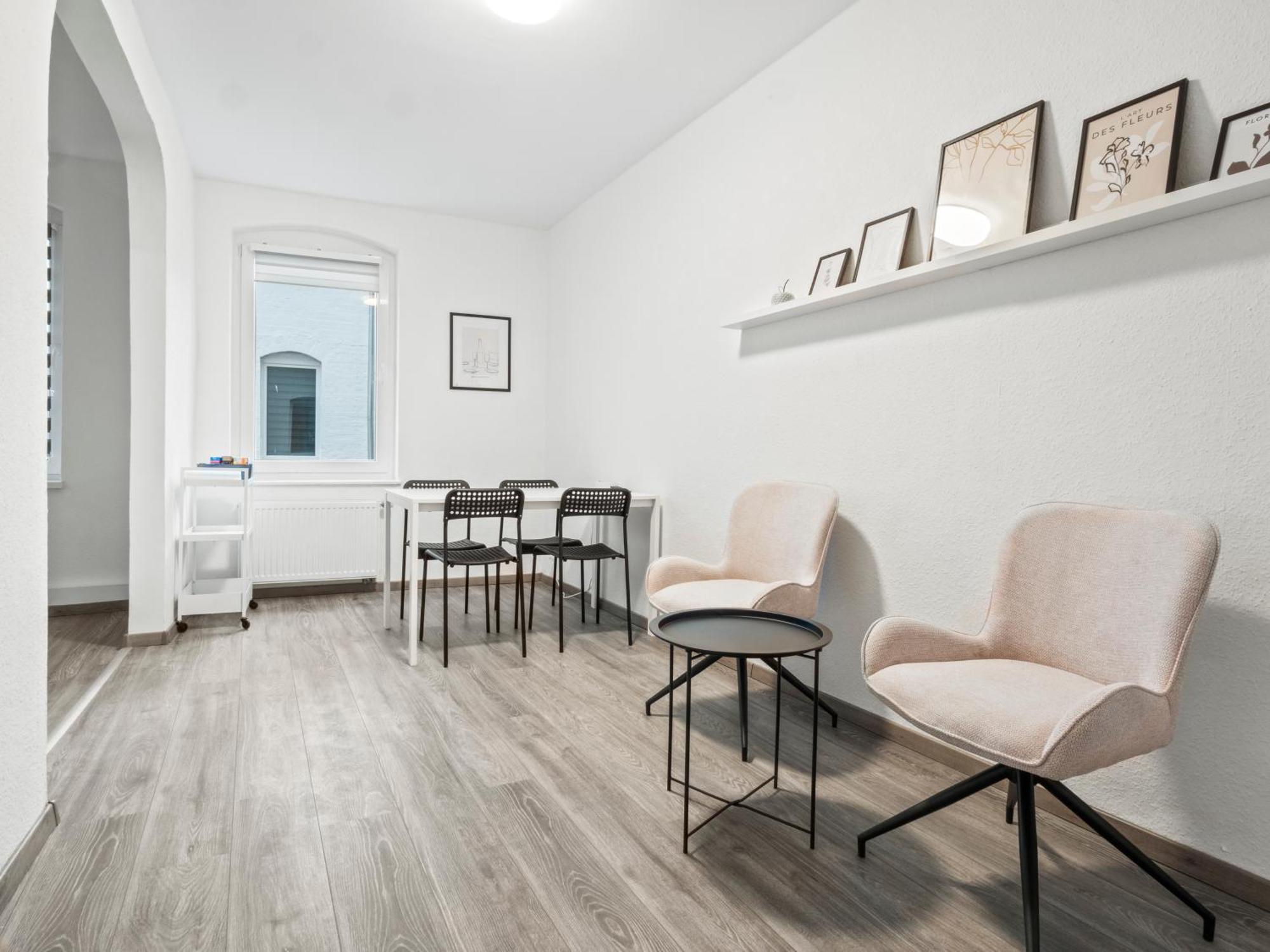 Wohnung In Zentraler Lage - Kostenlose Parkplaetze คาสเซล ภายนอก รูปภาพ